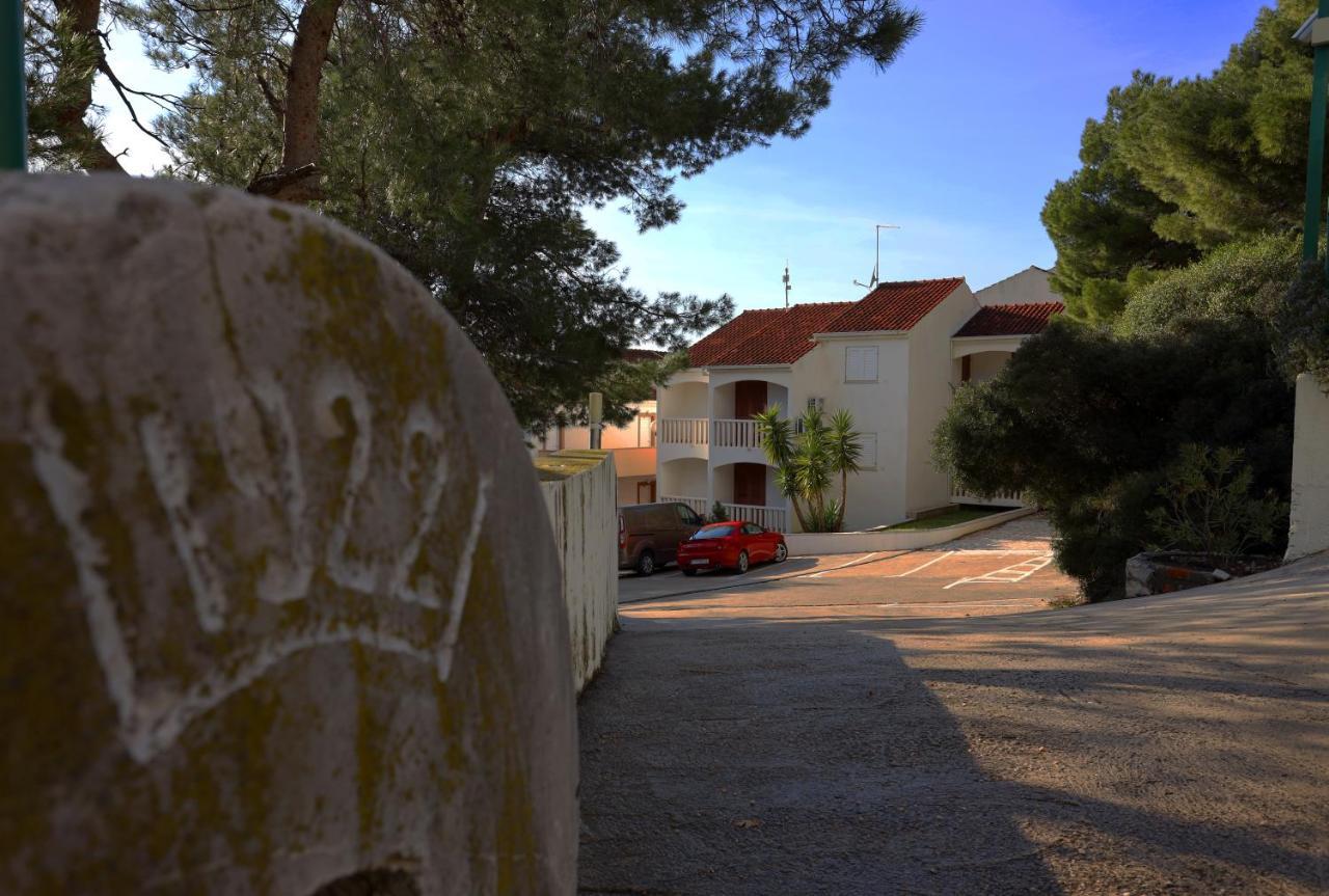 Beach Apartments Vlado Podstrana Exterior photo